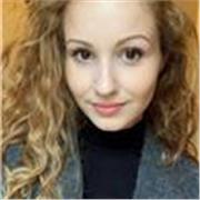 Studentessa laureata in lingue - inglese, russo per principianti