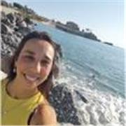 Maestra de grado de nivel primario con 18 años de experiencia frente a niños. 
