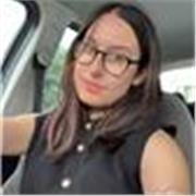 Gallega nativa con titulo como educadora infantil y experiencia de tres meses con niños de 2-3 años.