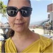 
Entusiasta y proactiva 


Español e inglés. 