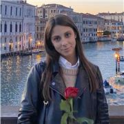 Studentessa all'ultimo anno di liceo scientifico offre lezioni di ripetizioni, aiuto compiti e potenziamento per studenti di medie