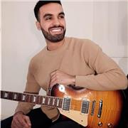 Aprende a tocar guitarra eléctrica o acústica, mejora tu nivel, y descubre técnicas y teoría para tocar baladas, pop, blues y rock