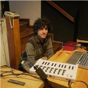 Profesor de composición electrónica y producción de audio para aplicaciones musicales y audiovisual