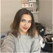 Voy a ser profesora de niños pequeños,
enseñando lengua castellana, catalana o matemáticas,
sembrando curiosidad en cada palabra.