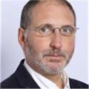 Ex profesional del mundo público ayuda a directivos a comunicar a administraciones.