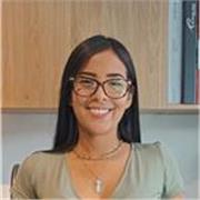 Profesor de Diseño apto para todas
Las edades con conocimientos en softwares de diseño. 