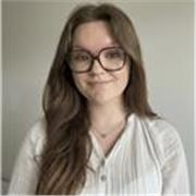 Etudiante en L2 de Science Politique qui propos une aide aux devoirs ou du soutien scolaire sur son temps libre ! 