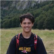 Estudiante de Física en tercer año, 4 años de experiencia en clases particulares.