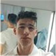 Ragazzo di 19 anni offre lezioni di inglese e francese