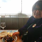Maestra de Primaria con nociones de inglés y alemán.
