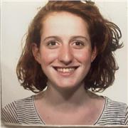 Ragazza solare, competente e piena di idee per aiutare