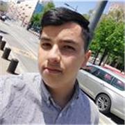 Me gusta enseñar a alumnos de la ESO para que sigan motivados y puedan seguir sus estudios y además para que comprendan las cosas y tengan conocimientos básicos. Además, enseñar me entusiasma! Me gusta que los alumnos entiendan la cosas bien explicadas y 