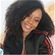 Spanische Muttersprachlerin bewirbt sich als Online-Spanisch-Tutorin.  