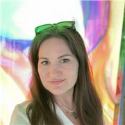 I’m Anastasia, an English teacher from Saint Petersburg offering online lessons for adults and teens