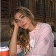 studentessa di lingue impartisce lezioni di italiano, inglese, spagnolo, francese e russo