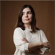 Profesora de Historia, especializada en el trabajo con adolescentes en educación secundaria