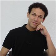 Experiencia como Coach, brindando guia y acompañamiento personalizado. Inicié mi formación a los 17 años en la Escuela de Teatro Esencial