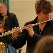 Studente del conservatorio di Ravenna Giuseppe Verdi, triennio flauto traverso