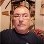 Maestro de apoyo escolar en Prepa y Universidad, especialmente en las áreas de idiomas, humanidades y ciencias sociales
