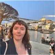 Professora de ingles imparte classes particulares a niños de todas las edades. Incluido FCE,CAE