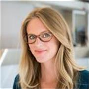 Professeur bilingue qui a voyagé a travers le monde apporte une experience internationale!