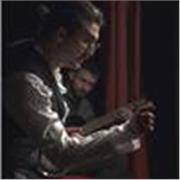 Studiare meglio grazie al teatro!
Traccia la tua rotta, raggiungiamo i tuoi obiettivi insieme.
