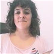 Profesora de Inglés para adultos especializada en fonética y fonología