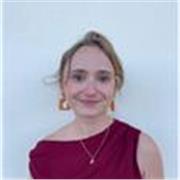 Ancienne enseignante vivant aujourd'hui à Berlin, je cherche à donner des cours de français en ligne.