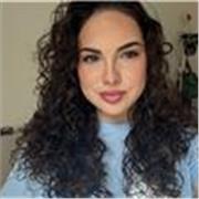 Estudiante con título en ESO y Bachiller científico. Muy responsable y paciente 