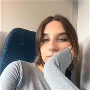 Laureanda in filosofia impartisce lezioni di inglese per studenti di elementari, medie e superiori