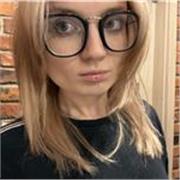 Studentka psychologii z zamiłowaniem do pracy z dziećmi, posługująca się językiem angielskim na poziomie B2