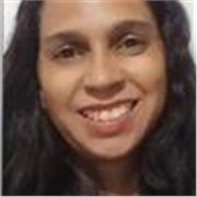 Professora de Português criança, adolescente, jovem e adulto