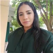 Ingeniera agroindustrial imparte clases en todas las áreas y todas las edades