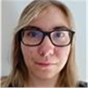 Profesora de primaria para todas las clases, desde Matemáticas hasta Inglés.