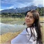 Soy profesor de inglés con certificado TEFL y un año de experiencia enseñando a adultos y niños de todo el mundo.
