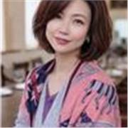 Offering interactive and personalised Mandarin lessons tailored to your level and learning goals.