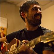 Insegnante di chitarra e di musica d'insieme