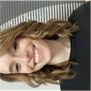 Professora titulada amb el batxillerat social-humanistic amb moltes ganes d’ensenyar i guanyar experiència laboral. 