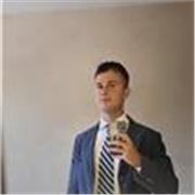 Se sei alla ricerca di un insegnante competente e in grado di instaurare un bel rapporto con l’allievo, sono quello giusto!