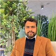 Experienced Physics Tutor delivering interactive, concept-driven