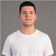 Estudiante de carrera de ciencias apto para enseñar.
