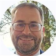 I am a passionate and experienced maths expert and educator - A level and IB