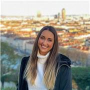 Profesora para dar clases desde primaria hasta bachiller. También imparto clases de música