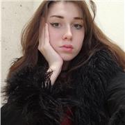 Je veux aider et apprendre de manière ludique. Je suis patiente et prendrai mon temps avec l'élève