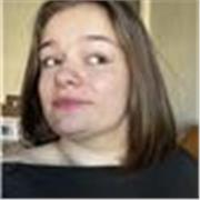 Vous souhaitez un professeur particulier pédagogue et à l’écoute? Enchantée je suis Emma, discutons de votre projet ensemble! 