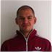 Buscamos profe de natacion