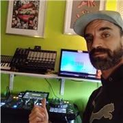 Autodidacte passionné de musique, 15 ans d expérience sur logiciel MAO tel qu abelton live, fruity loops studio