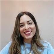 Profesora de inglés certificada con FCE (Cambridge) y MELT (Metodología del Idioma). Adultos, básico a avanzado