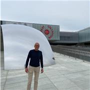 Laureato in economia con master in finanza aziendale impartisco lezioni e aiuto compiti per studenti elementari medie e superiori.