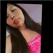 Profesora de español imparte clases para todas las edades